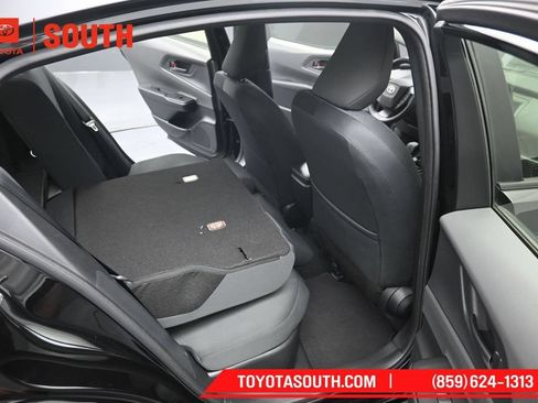Used 2025 Toyota Prius LE AWD/4WD image 29
