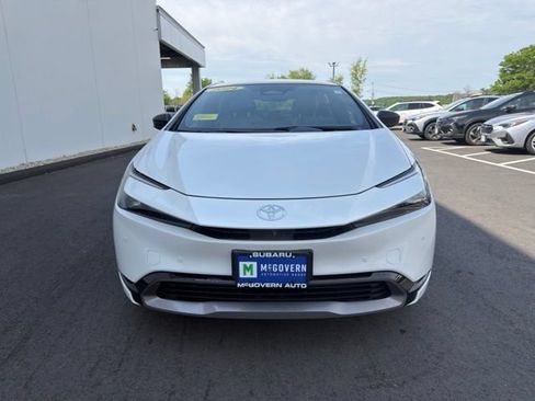 Used 2024 Toyota Prius Limited AWD/4WD image 3