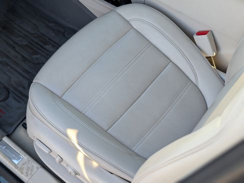 Used 2022 GMC Acadia Denali w/ Denali Ultimate Package image 38