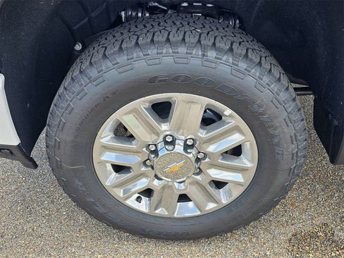 New 2025 Chevrolet Silverado 2500 High Country w/ Technology Package image 30