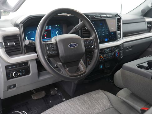 Used 2023 Ford F250 XLT w/ XLT Premium Package image 26
