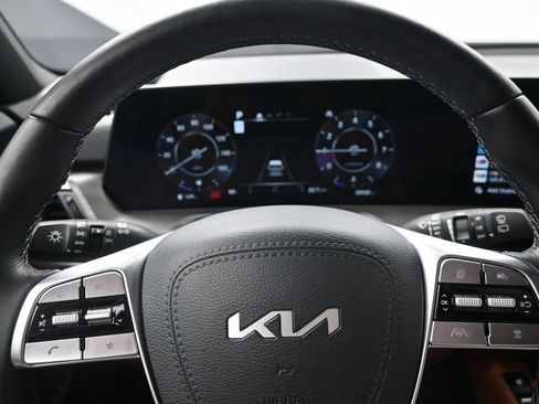 Certified 2023 Kia Telluride SX X-Line AWD/4WD image 16