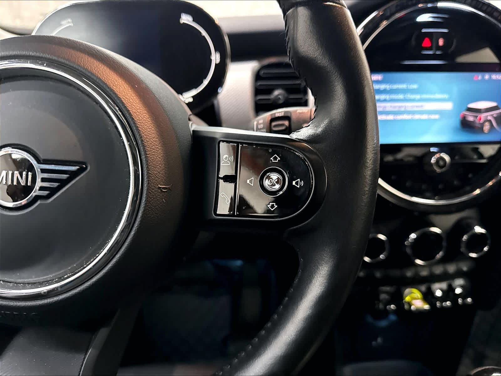 Used 2024 MINI Cooper SE FWD image 22