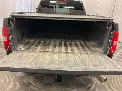 Used 2008 Chevrolet Silverado 2500 LTZ w/ Safety Package AWD/4WD image 25