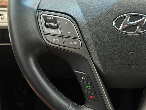 Used 2017 Hyundai Santa Fe Sport FWD image 28