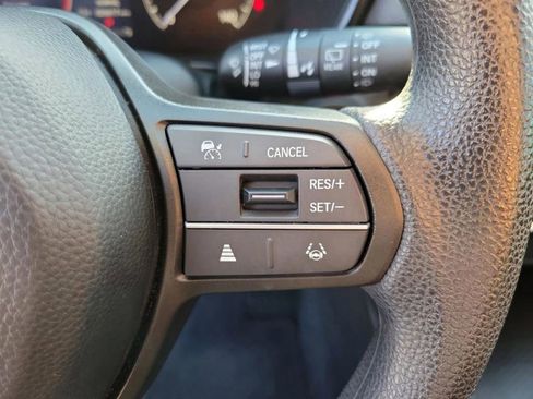 Used 2025 Honda CR-V EX image 18