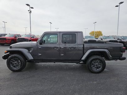 New 2026 Jeep Gladiator Sport