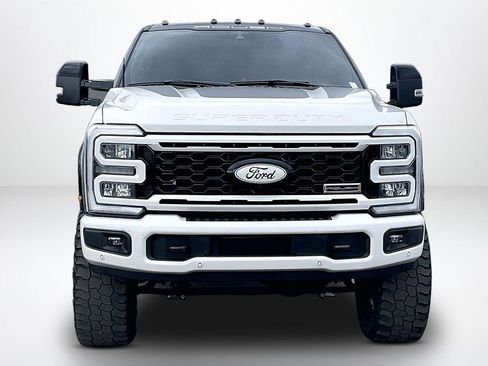 Used 2023 Ford F250 Lariat w/ Lariat Ultimate Package image 2