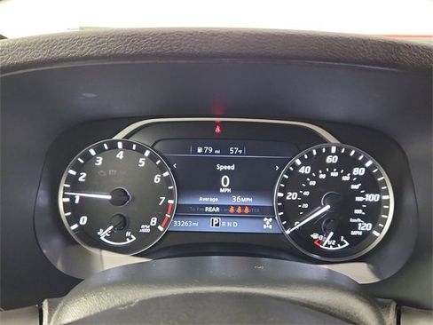 Used 2024 Nissan Frontier SV image 17