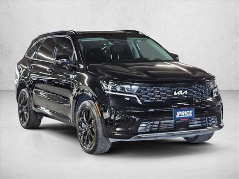 Used 2023 Kia Sorento SX AWD/4WD image 3