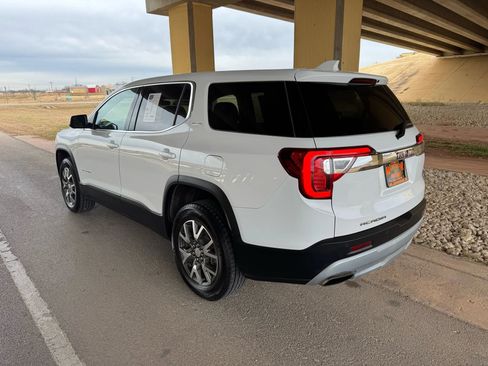 Used 2022 GMC Acadia SLE image 5