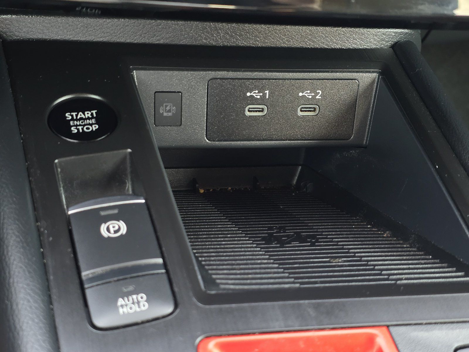 Used 2025 Nissan Kicks SR AWD/4WD image 20