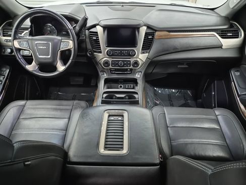 Used 2019 GMC Yukon Denali w/ Denali Ultimate Package image 11