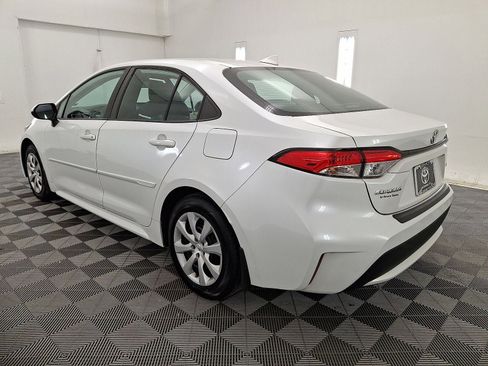 Used 2022 Toyota Corolla LE image 21