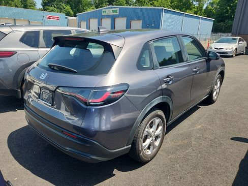 Used 2023 Honda HR-V LX image 4