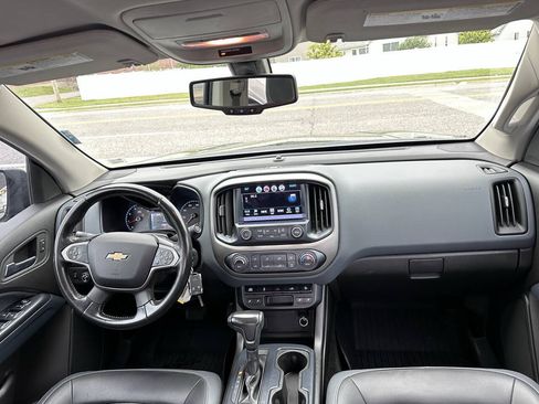 Used 2017 Chevrolet Colorado Z71 AWD/4WD image 14