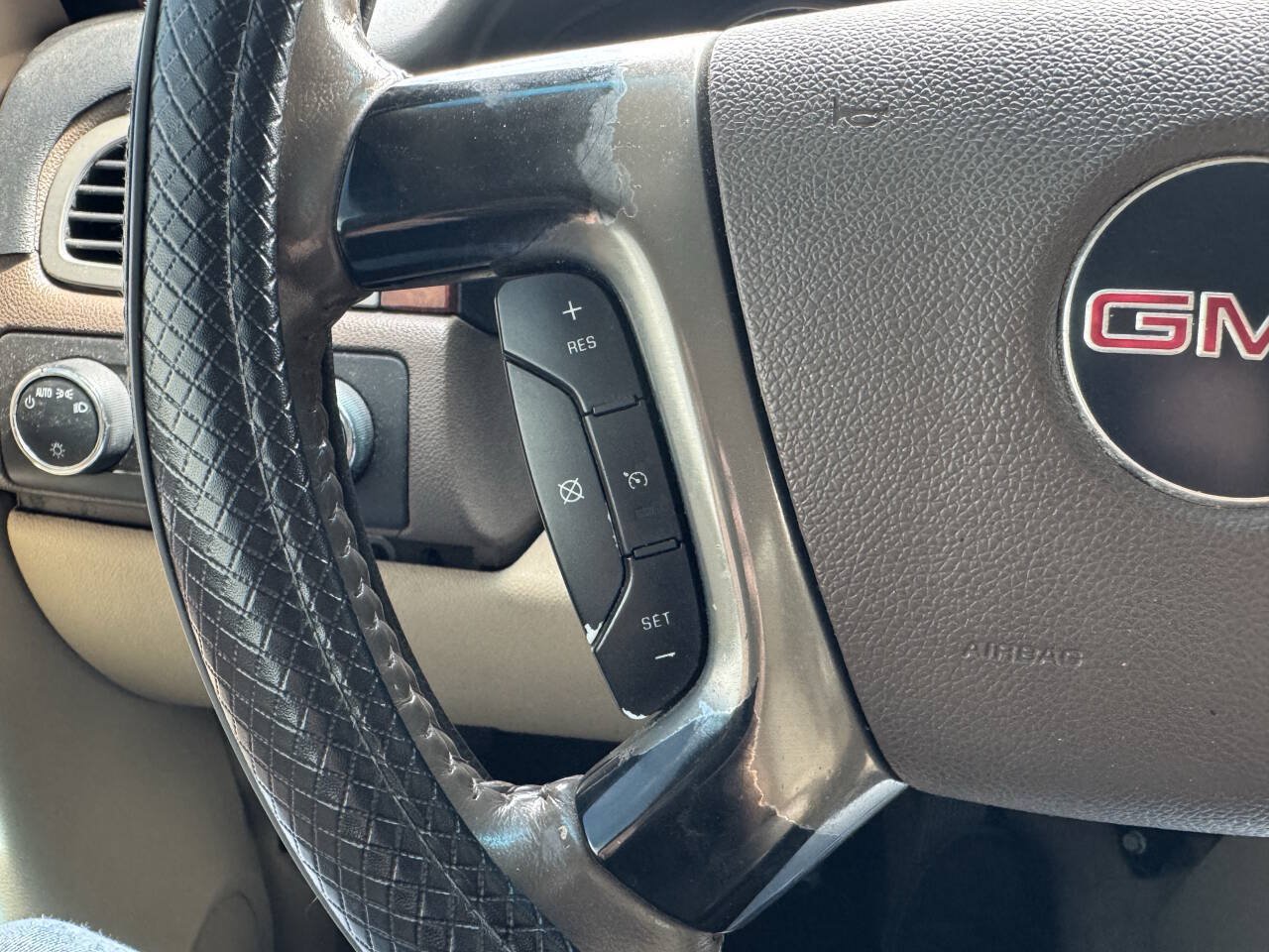 Used 2009 GMC Yukon SLT AWD/4WD image 20
