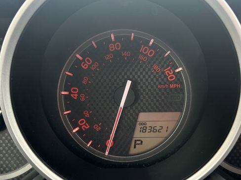 Used 2011 Toyota 4Runner SR5 image 9