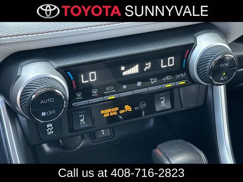 Used 2021 Toyota RAV4 XLE w/ Convenience Package AWD/4WD image 25
