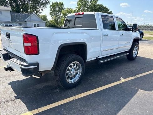 Used 2017 GMC Sierra 3500 Denali w/ Duramax Plus Package AWD/4WD image 3