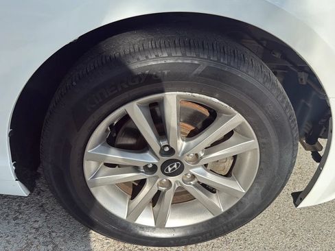 Used 2017 Hyundai Sonata SE FWD image 41