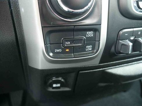 Used 2020 RAM 1500 Warlock w/ Electronics Group AWD/4WD image 32