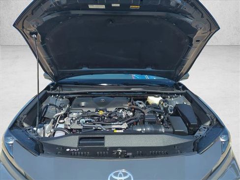 Used 2025 Toyota Camry LE w/ Convenience Package image 21