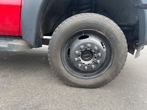 Used 2015 Ford F550 4x4 Regular Cab Super Duty image 35