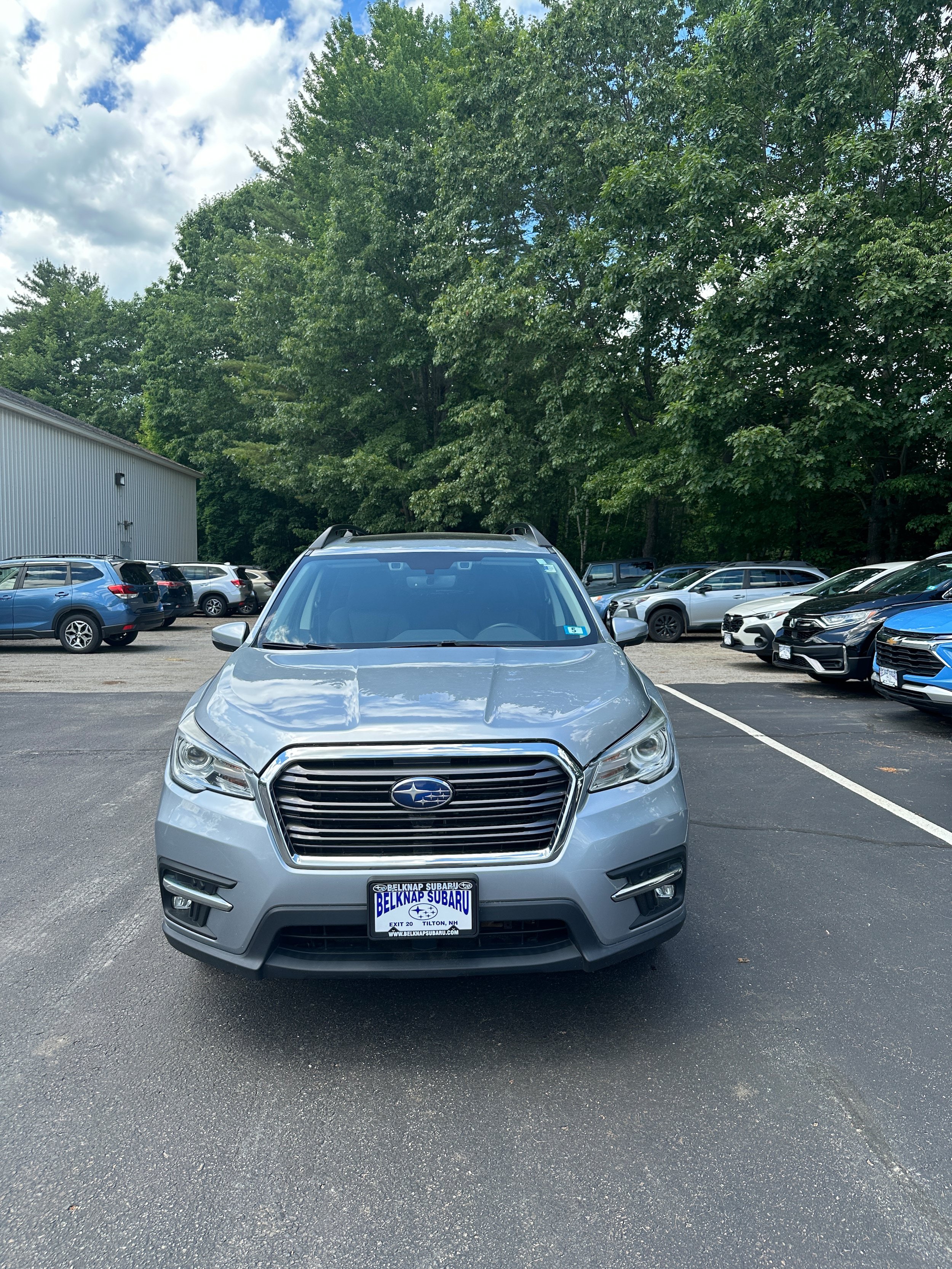 Used 2020 Subaru Ascent Limited w/ Technology Package AWD/4WD image 2