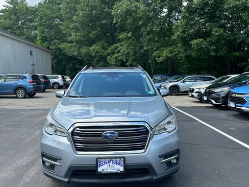Used 2020 Subaru Ascent Limited w/ Technology Package AWD/4WD image 2