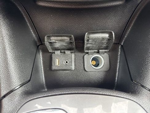 Used 2018 Chevrolet Cruze LT w/ Convenience Package FWD image 17