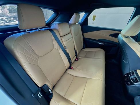 Used 2024 Lexus RX 350 Premium image 28