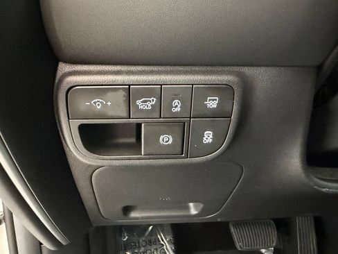 Used 2026 Hyundai Palisade SEL FWD image 39