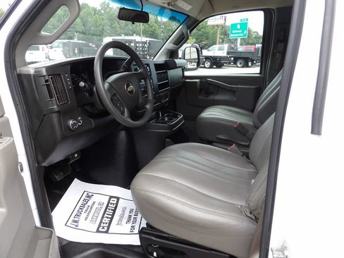 Used 2020 Chevrolet Express 2500 w/ Driver Convenience Package RWD image 16