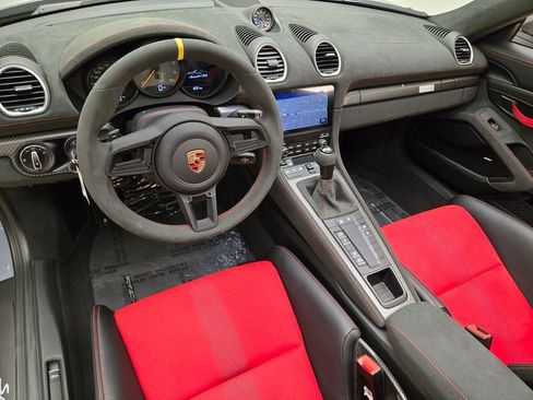 Used 2025 Porsche 718 Boxster Spyder RS RWD image 19