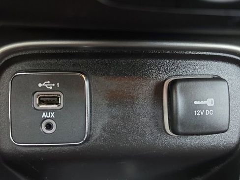 Used 2020 Jeep Compass Sport image 6