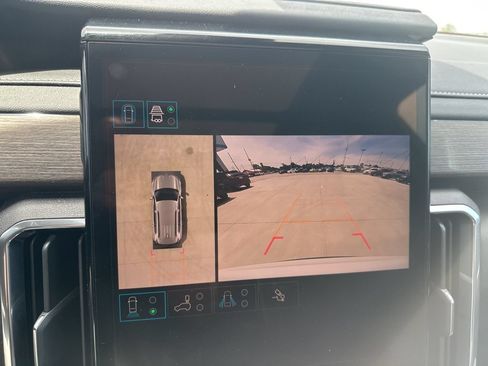 Used 2025 GMC Acadia Denali w/ LPO, Floor Liner Package AWD/4WD image 20