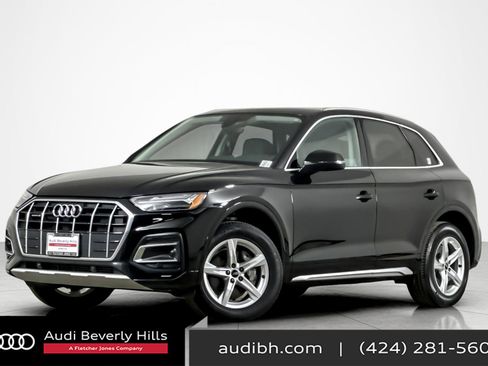 Used 2023 Audi Q5 2.0T Premium w/ Convenience Package image 1