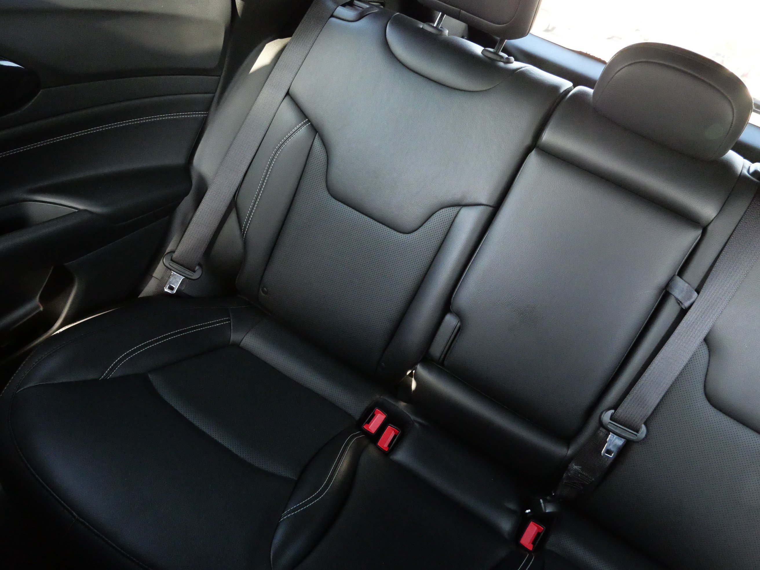Used 2023 Jeep Compass High Altitude AWD/4WD image 12