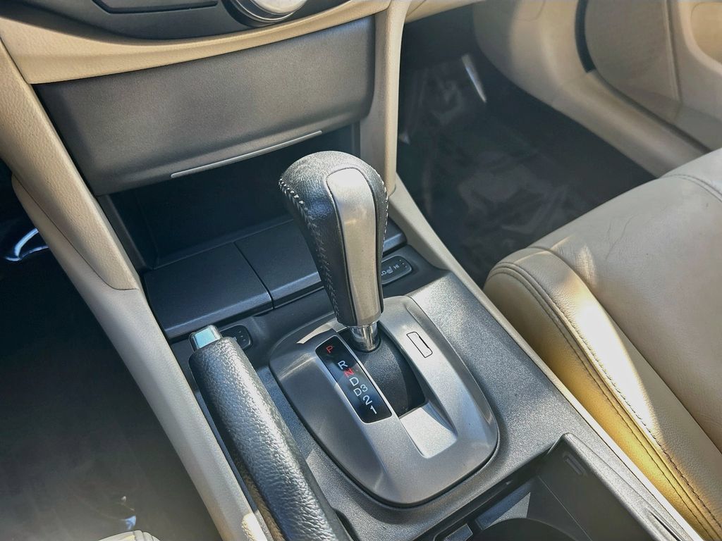 Used 2010 Honda Crosstour EX-L image 15