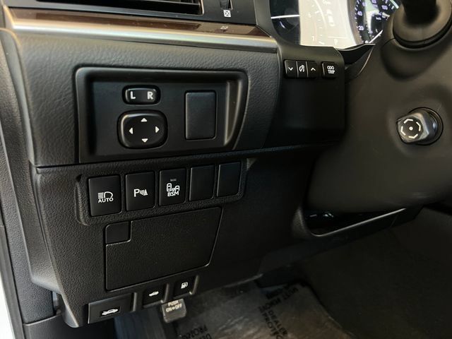 Used 2018 Lexus ES 350 w/ Luxury Package w/Wood Trim FWD image 25