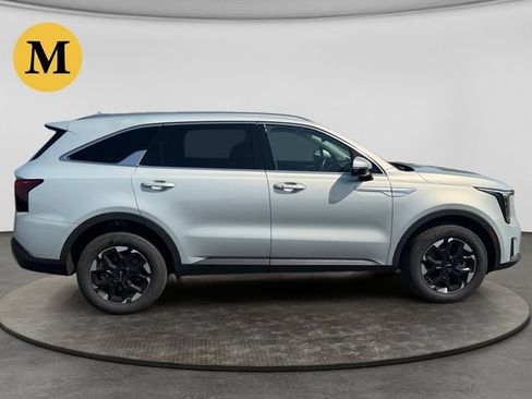 Certified 2026 Kia Sorento S AWD/4WD image 6