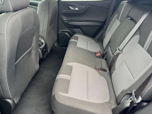 Used 2025 Chevrolet Blazer LT FWD image 29