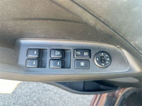 Used 2017 Kia Forte LX image 36