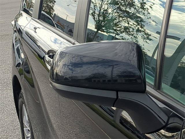 Certified 2022 Toyota Sienna LE FWD image 12