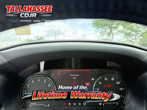 Used 2020 Ford Explorer Limited RWD image 19