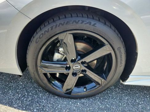 Used 2024 Nissan Sentra SR w/ Trunk Package FWD image 17