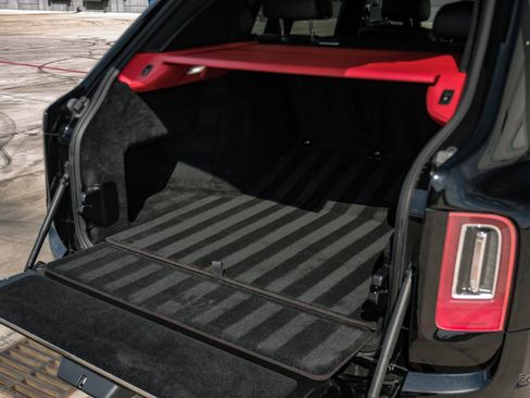 Used 2022 Rolls-Royce Cullinan image 90