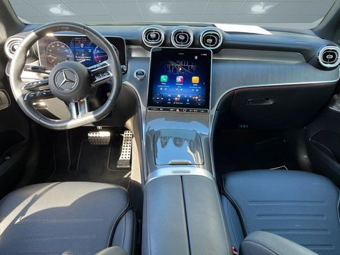 Used 2025 Mercedes-Benz GLC 300 4MATIC image 7