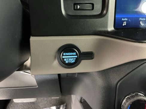 Certified 2023 Ford Bronco Wildtrak AWD/4WD image 25